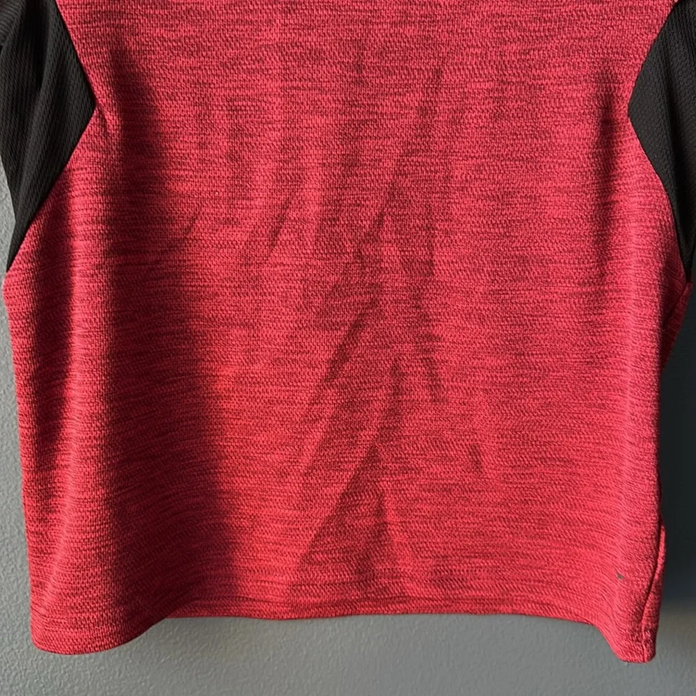 ❤️ OLD NAVY Active Boys tee shirt red black size medium size 8